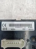 Opel Vivaro Komputer / Sterownik ECU silnika P8200943317