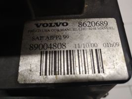 Volvo XC70 Phare frontale 8620689