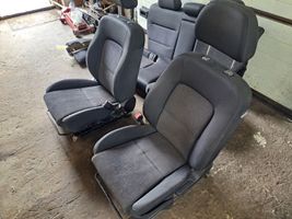 Subaru Outback Sitze komplett 