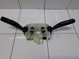 Subaru Outback Leva/interruttore dell’indicatore di direzione e tergicristallo 17A134LM1