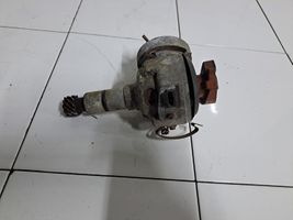 BMW 7 E23 Spark distributor 0237302029