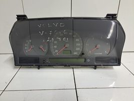 Volvo S70  V70  V70 XC Tachimetro (quadro strumenti) 9472523