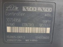 Volvo V70 ABS-pumppu 30714956