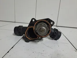 BMW 3 E46 Boîtier de thermostat / thermostat 2247020