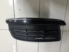 Volkswagen Jetta V Grille inférieure de pare-chocs avant 1K0853666J