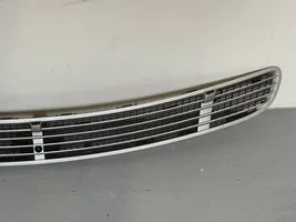 Mercedes-Benz S W220 Wiper trim 2208300272