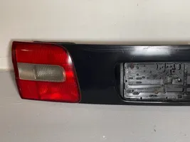 Volvo S40, V40 Listwa oświetlenie tylnej tablicy rejestracyjnej 30862381