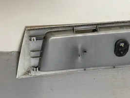 Seat Alhambra (Mk1) Barra de luz de la matrícula/placa de la puerta del maletero 964579
