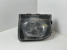 Mitsubishi Pajero Lampa przednia 11037746