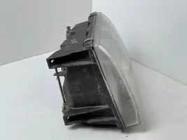 Mitsubishi Pajero Lampa przednia 11037747