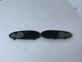 Mercedes-Benz S W220 Grille inférieure de pare-chocs avant A2208850123