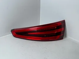 Audi Q3 8U Lampy tylnej klapy bagażnika 8U0945094A