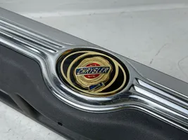 Chrysler Voyager Éclairage de plaque d'immatriculation 04894020AE