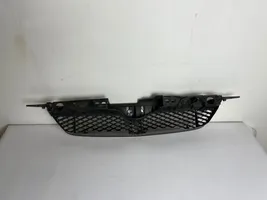 Mazda 323 Maskownica / Grill / Atrapa górna chłodnicy 