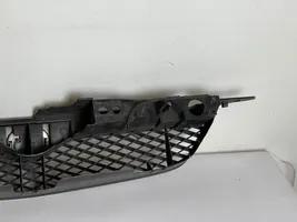 Mazda 323 Maskownica / Grill / Atrapa górna chłodnicy 