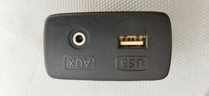 Subaru XV Unité de contrôle USB 