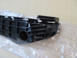 Toyota Land Cruiser (J150) Supporto di montaggio del parafango A5211560200