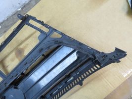 Volkswagen Touran III Grille calandre supérieure de pare-chocs avant 1T0853663