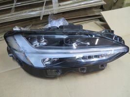 Volvo S90, V90 Lampa przednia 32228683