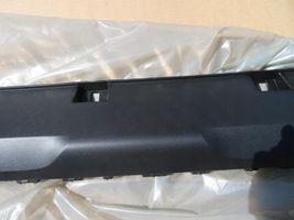 Dacia Duster II Altro elemento di rivestimento sottoporta/montante 768519302R