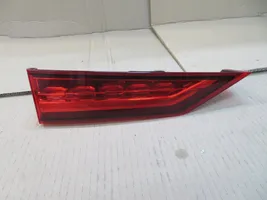 Volvo V60 Lampy tylnej klapy bagażnika LAMPA