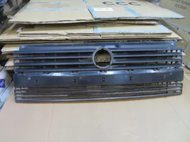 Volkswagen Multivan T4 Maskownica / Grill / Atrapa górna chłodnicy 701853653F