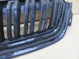 Skoda Kamiq Grotelės viršutinės GRILL