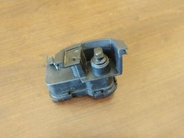 Volkswagen Sharan Verrouillage du bouchon du réservoir de carburant 7N0810773D