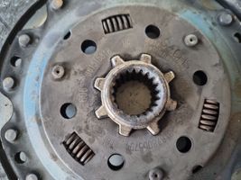 Opel Insignia A Clutch pressure plate 55582606