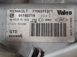 Renault Trafic II (X83) Phare frontale 7700311371