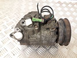 Volkswagen PASSAT B5.5 Compressore aria condizionata (A/C) (pompa) 8D0260808