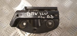 BMW 3 E90 E91 Staffa di rinforzo montaggio del paraurti posteriore 51127118194