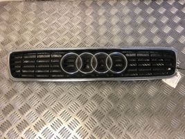 Audi A4 S4 B5 8D Griglia superiore del radiatore paraurti anteriore 8D0853651