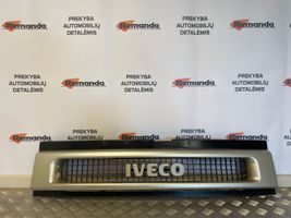 Iveco Daily 35 - 40.10 Grille de calandre avant 