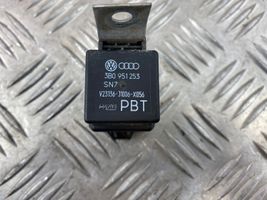 Volkswagen PASSAT CC Glow plug pre-heat relay V23136J1006X056
