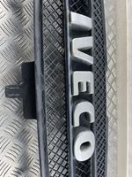 Iveco Daily 35 - 40.10 Grille calandre supérieure de pare-chocs avant 38028010105