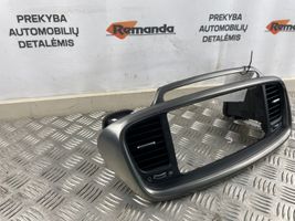 KIA Sorento Radion/GPS-laitteen pääyksikön kehys 84740C5910CP7