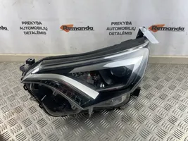 Toyota RAV 4 (XA40) Lampa przednia W3049