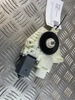 BMW 5 G30 G31 Varikliukas priekinio langų pakėlėjo 7455081