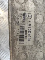 Mercedes-Benz A W169 Välijäähdyttimen jäähdytin 1695000000