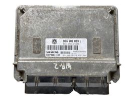 Volkswagen New Beetle Calculateur moteur ECU 06A906033L