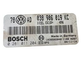 Volkswagen PASSAT B5 Engine control unit/module 038906019KC