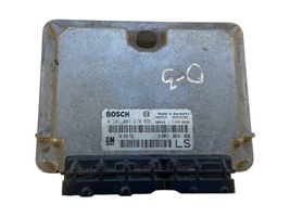 Opel Astra G Calculateur moteur ECU 90589736