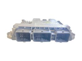 Opel Vivaro Calculateur moteur ECU 8200325719