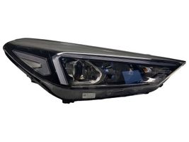 Hyundai Tucson IV NX4 Lampa przednia D792121A40