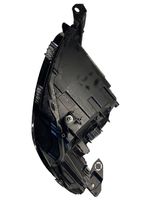 Peugeot 208 Lampa przednia 9823193480