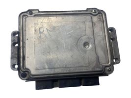 Renault Megane II Sterownik / Moduł ECU 8200310863