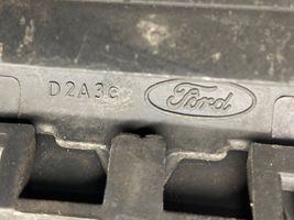Ford Focus Grotelės priekinės 4M518C436A