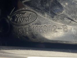 Ford Focus Atrapa chłodnicy / Grill XS4X13K342B