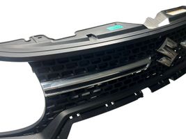 Suzuki Ignis Maskownica / Grill / Atrapa górna chłodnicy 7211162R02